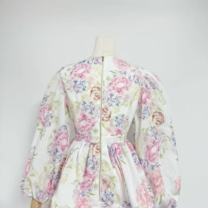 Productseeker - Wholesale Dress - Women's - DR438 V-Neck Lantern Sleeve Floral Print Short Dress10