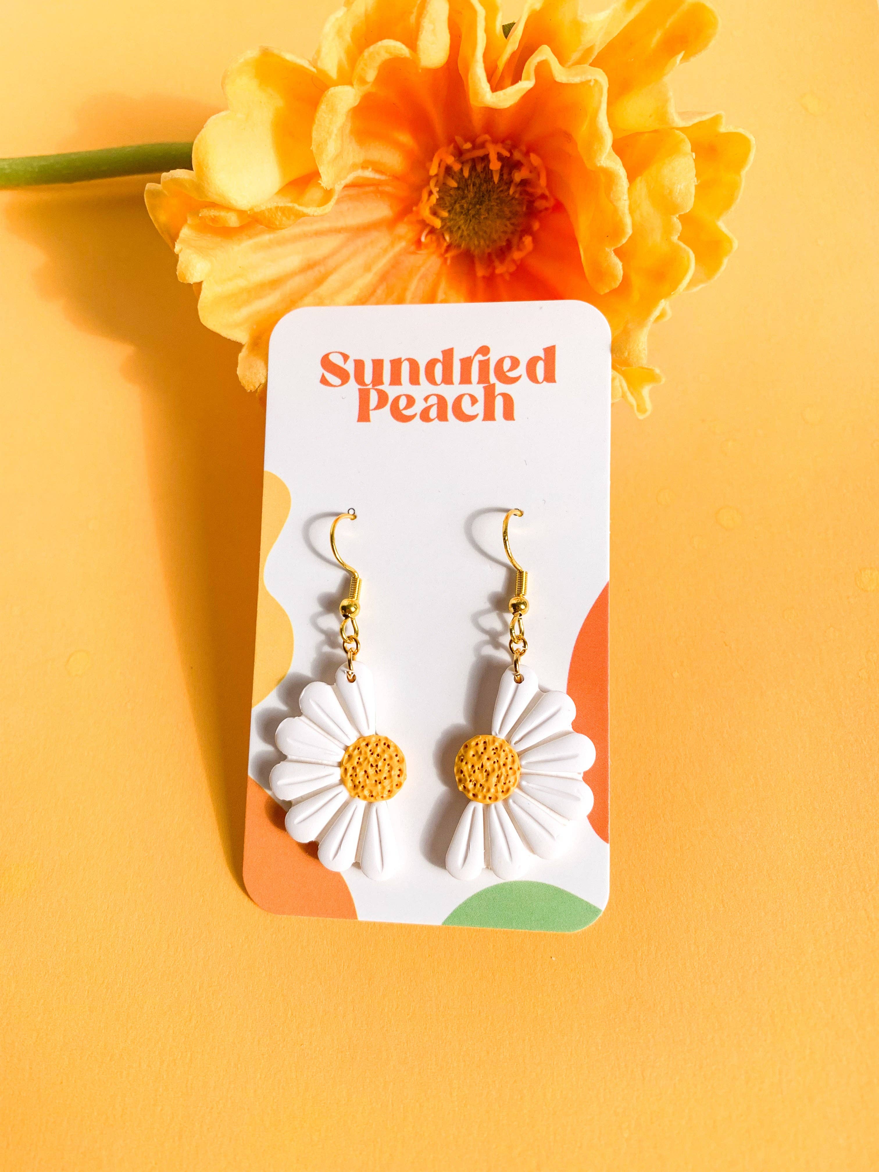 Sundried Peach – Großhandel Ohrhänger – Halb Daisy Dangles2