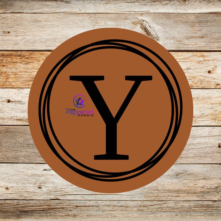 The Peppered Cookie - Wholesale DIY Craft Kit - Door Hanger - Initial Circle Door Hanger UNFINISHED27