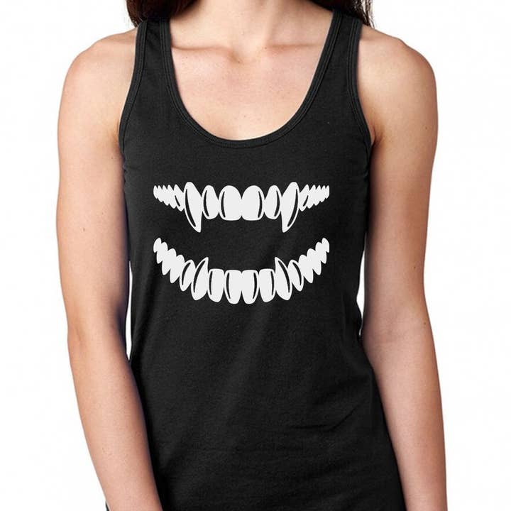 Canotta Racerback Fangs per la vendita all'ingrosso da parte di Blaspheme Boutique