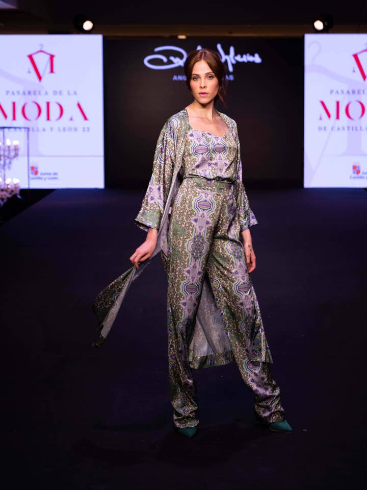 PRINTED SATIN TOP for wholesale by ANGEL IGLESIAS