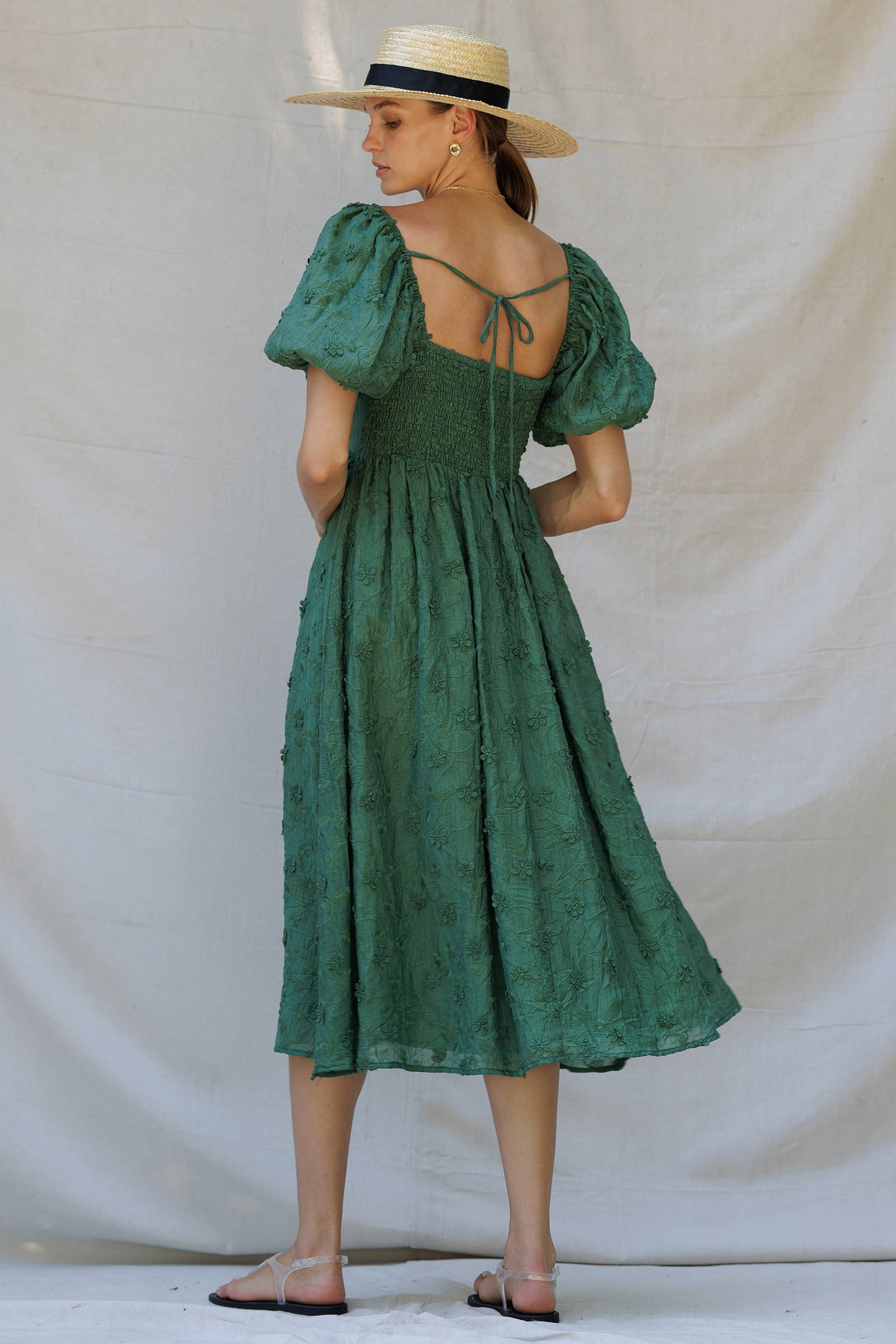 Endless Blu – wholesale Dress – Women's – YD5018 Embroidered Puff-Sleeve Midi Dress7