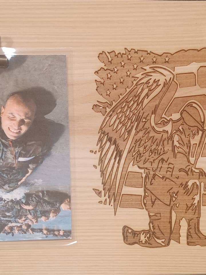 Soldier Fallen Photo Frame for wholesale by Thoughtful Creations