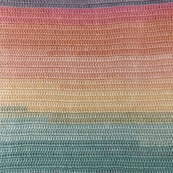 Wollbiene – Engroshandel Garn – Woolbee Summer Touch batik med farvegradient i uldgarn1