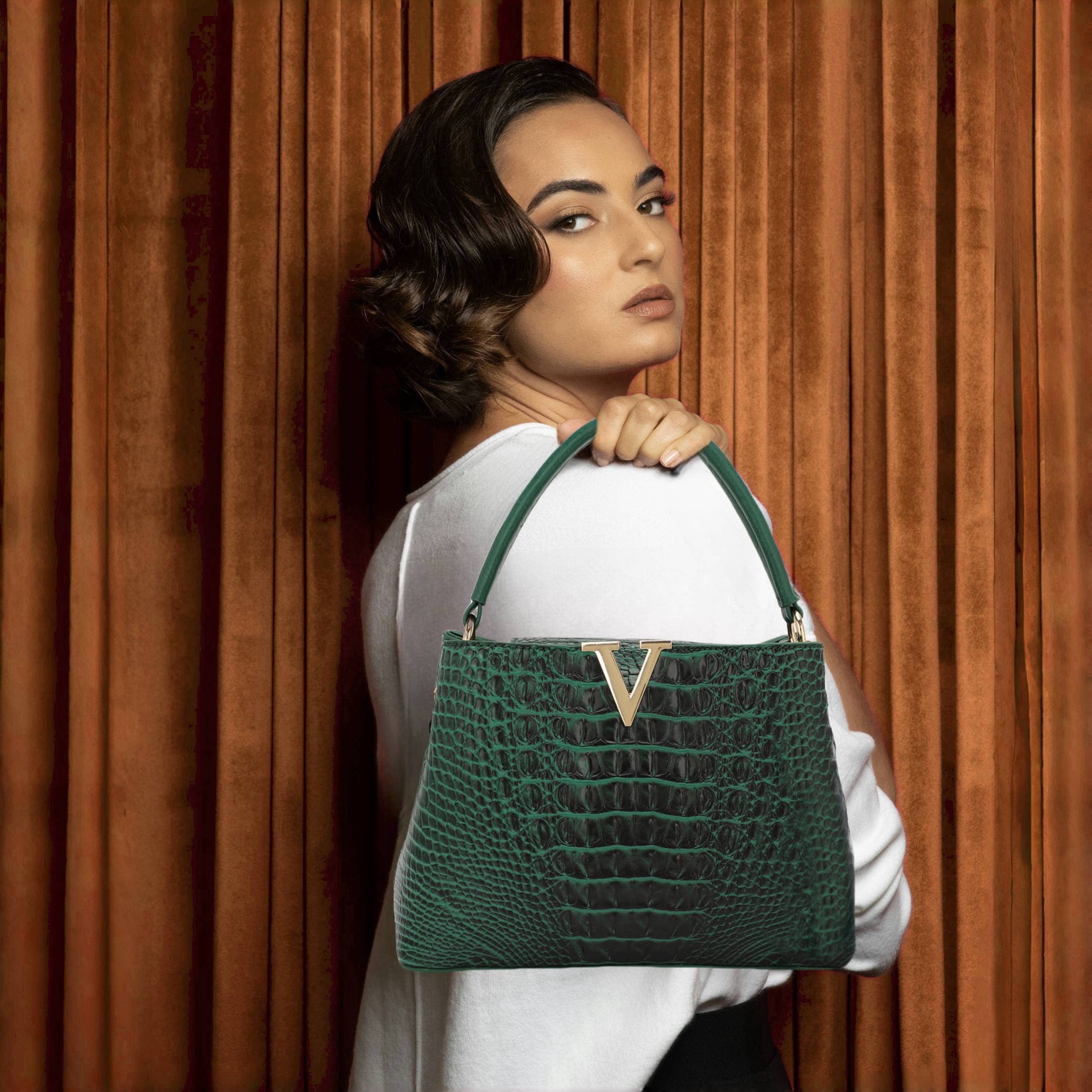 KAYLA+AVA – wholesale Axelremsväskor – Dam – Godisväska i Croc präglad med plånboksset6