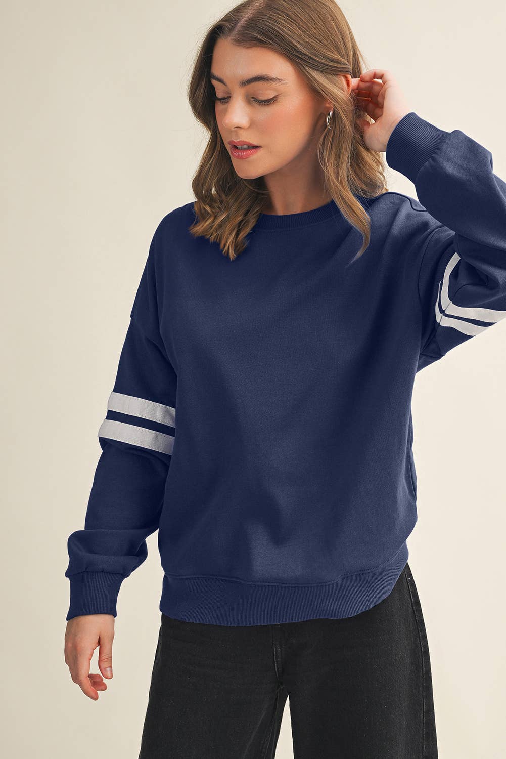 Aapparella - Wholesale Shirt - Women's - Striped Detail Drop Shoulder Oversized Sweatshirt | S-XL15