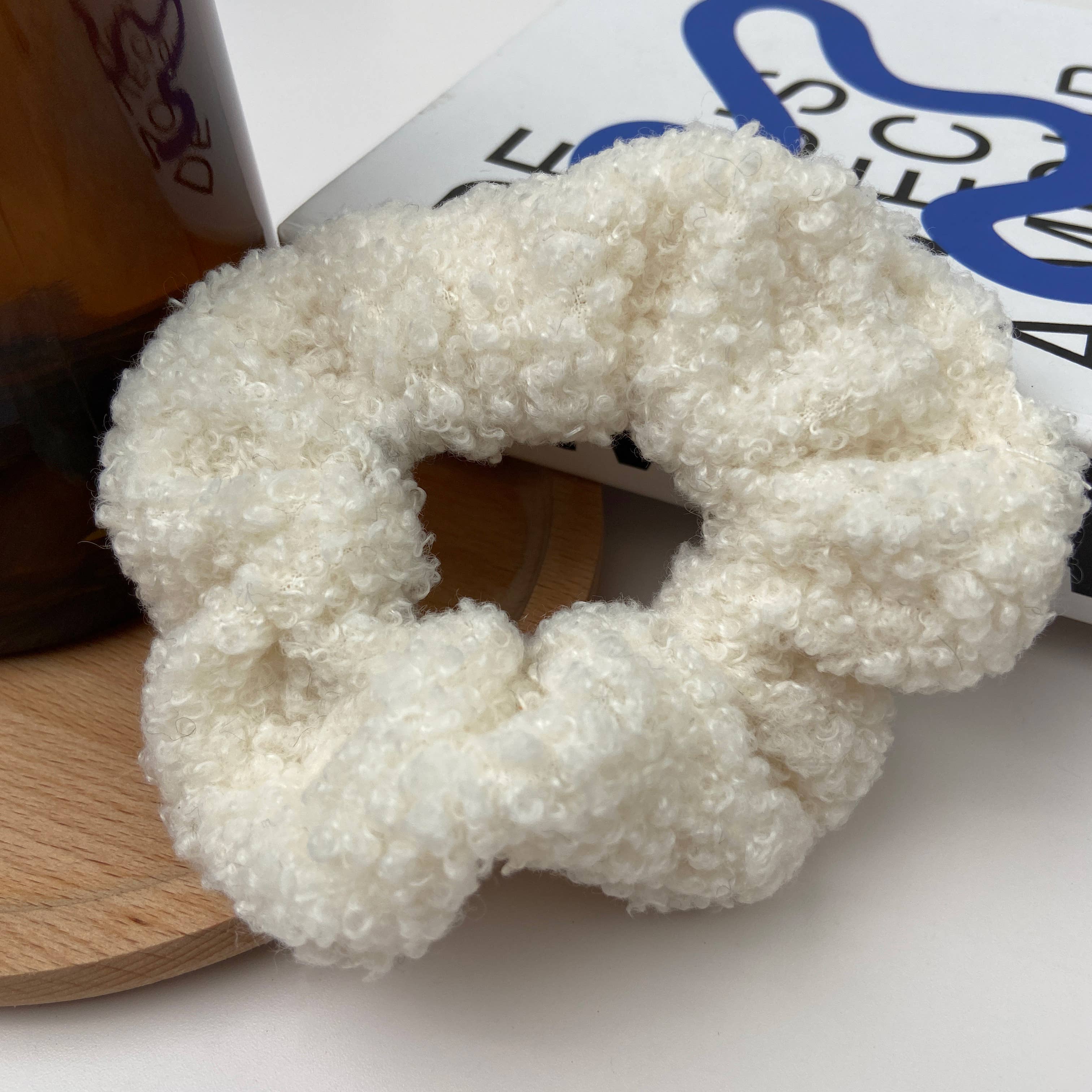 SoapElenGlen – wholesale Scrunchie - Women’s – Solid Color Scrunchie Hair Tie4