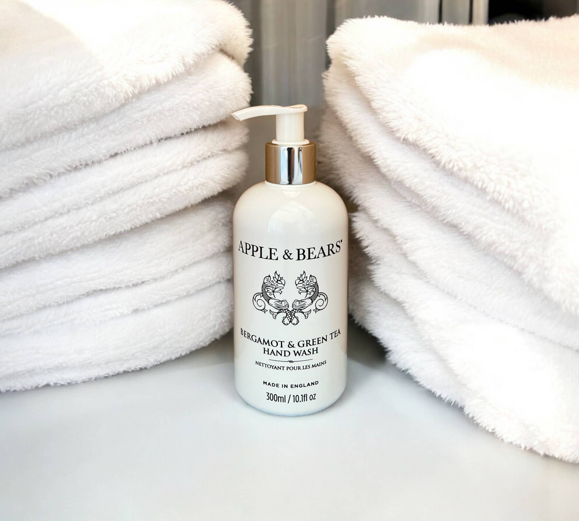APPLE & BEARS - Venta al por mayor Jabones de manos - Jabón de manos con bergamota y té verde 300 ml/10.1 fl oz1