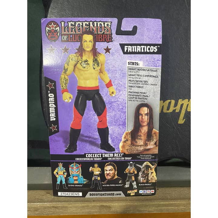 Boss Fight Studio Llc - Wholesale Figurine Toy - Kids - Legends of Lucha Libre Action Figure - Fanaticos: Vampiro