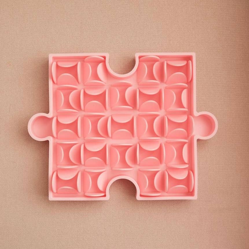 Furlou - Wholesale Pet Food Mat - Dog - Puzzle Lick Mat2