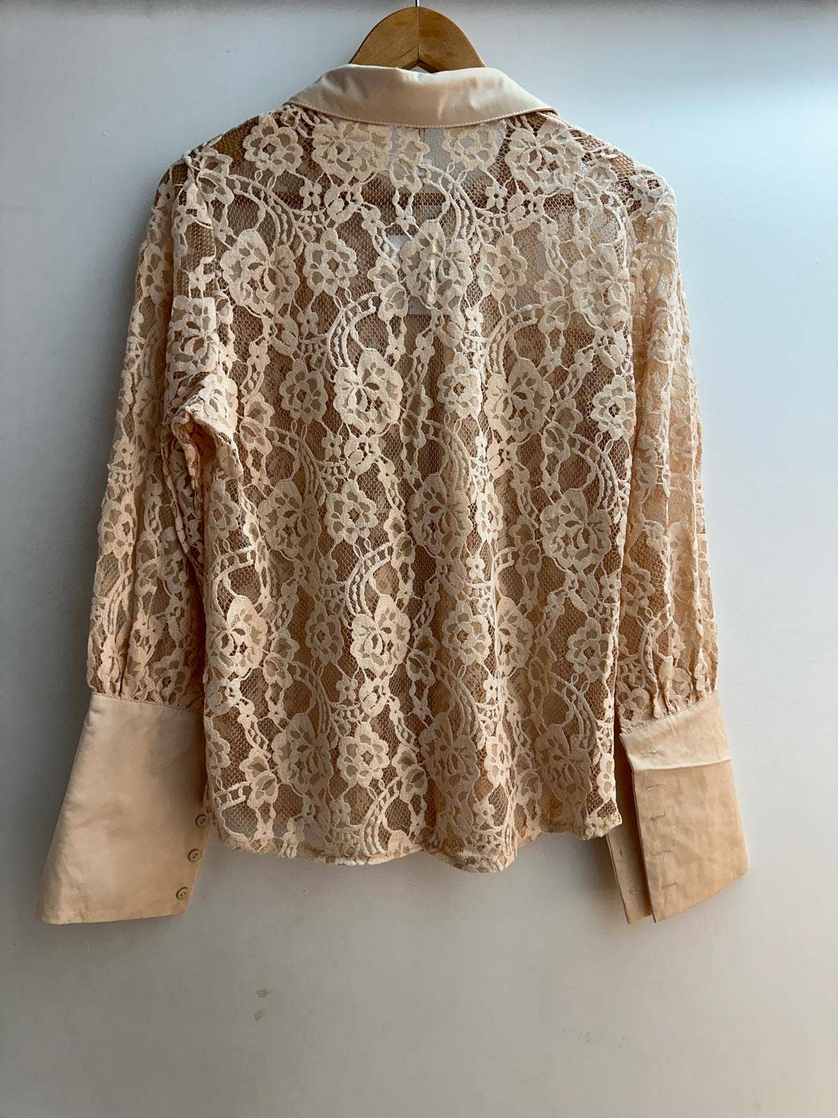 LORIANE – Engroshandel Skjorte med buttondown – til kvinder – Boheme skjorte i one size (36-40) – LORIANE5