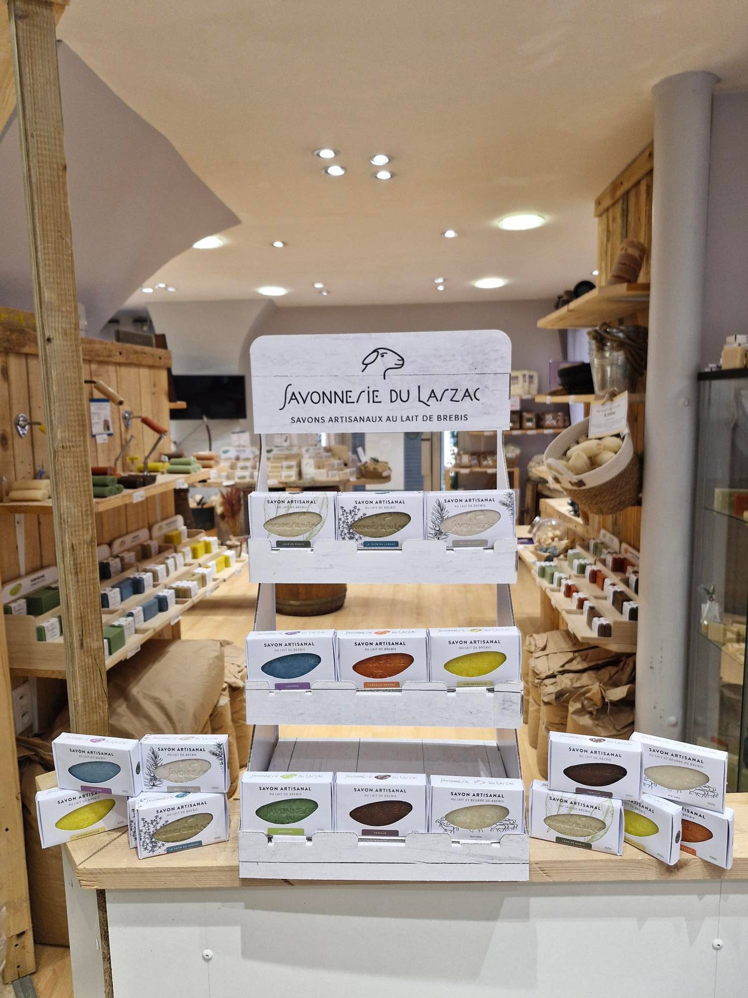 Savonnerie du Larzac - Wholesale Soap Set - Larzac Pack 81 soaps 100g with sheep's milk and butter and1