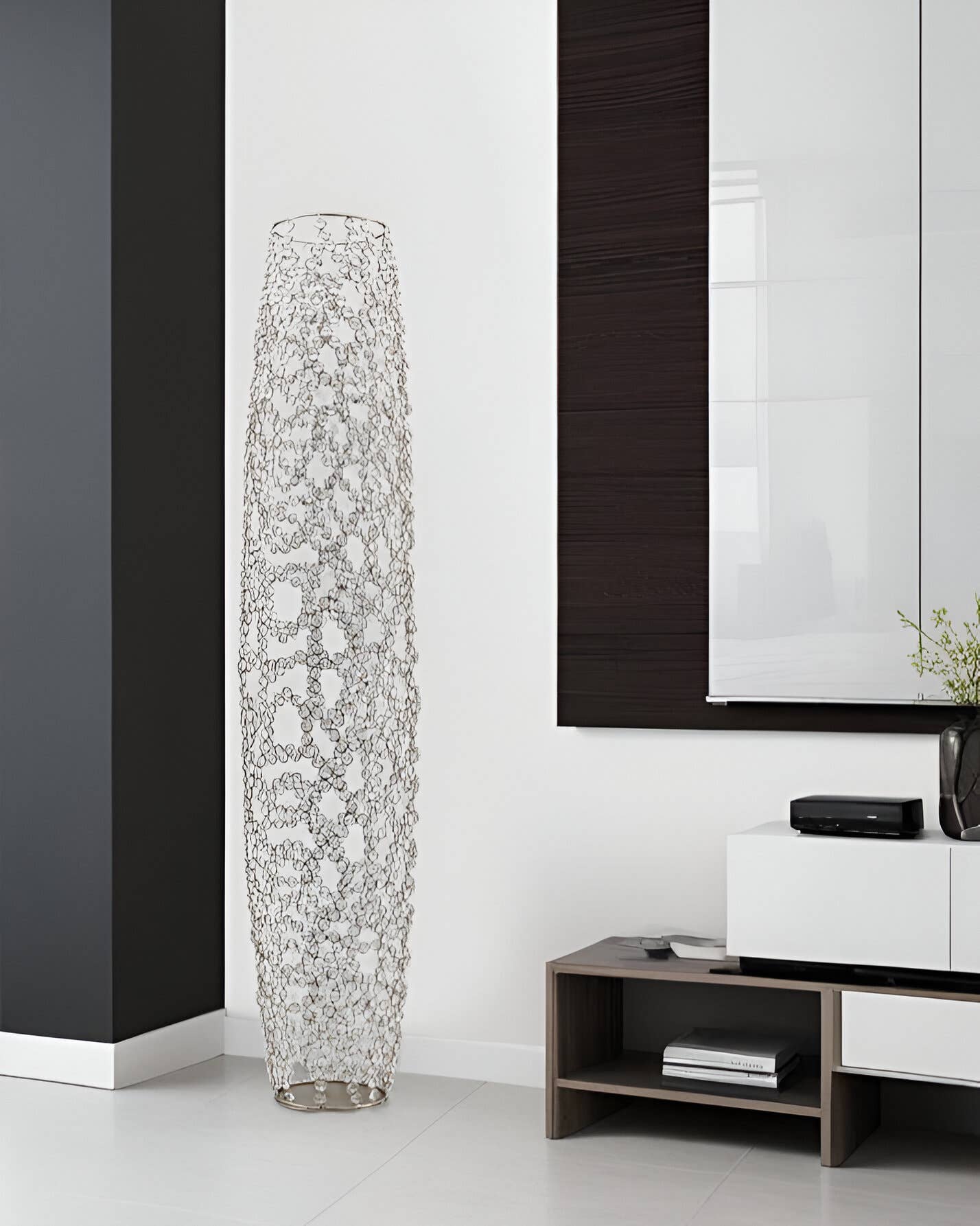 HomeRoots – Großhandel Vasen – Ovale Bodenvase aus Kristallglas, 47 Zoll, silberfarben6