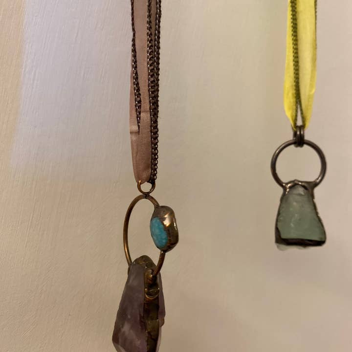 Tezeè – wholesale Hänge-/berlockhalsband – tyg halsband