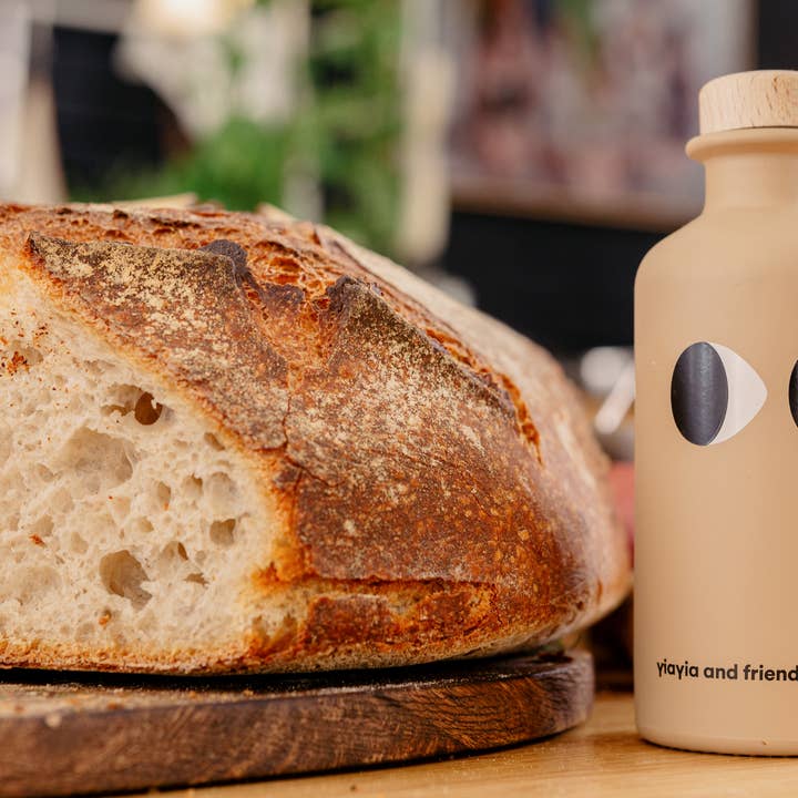 Hellenic Farms - Wholesale Olive Oil - Yiayia and Friends Garlic Infused Olive Oil