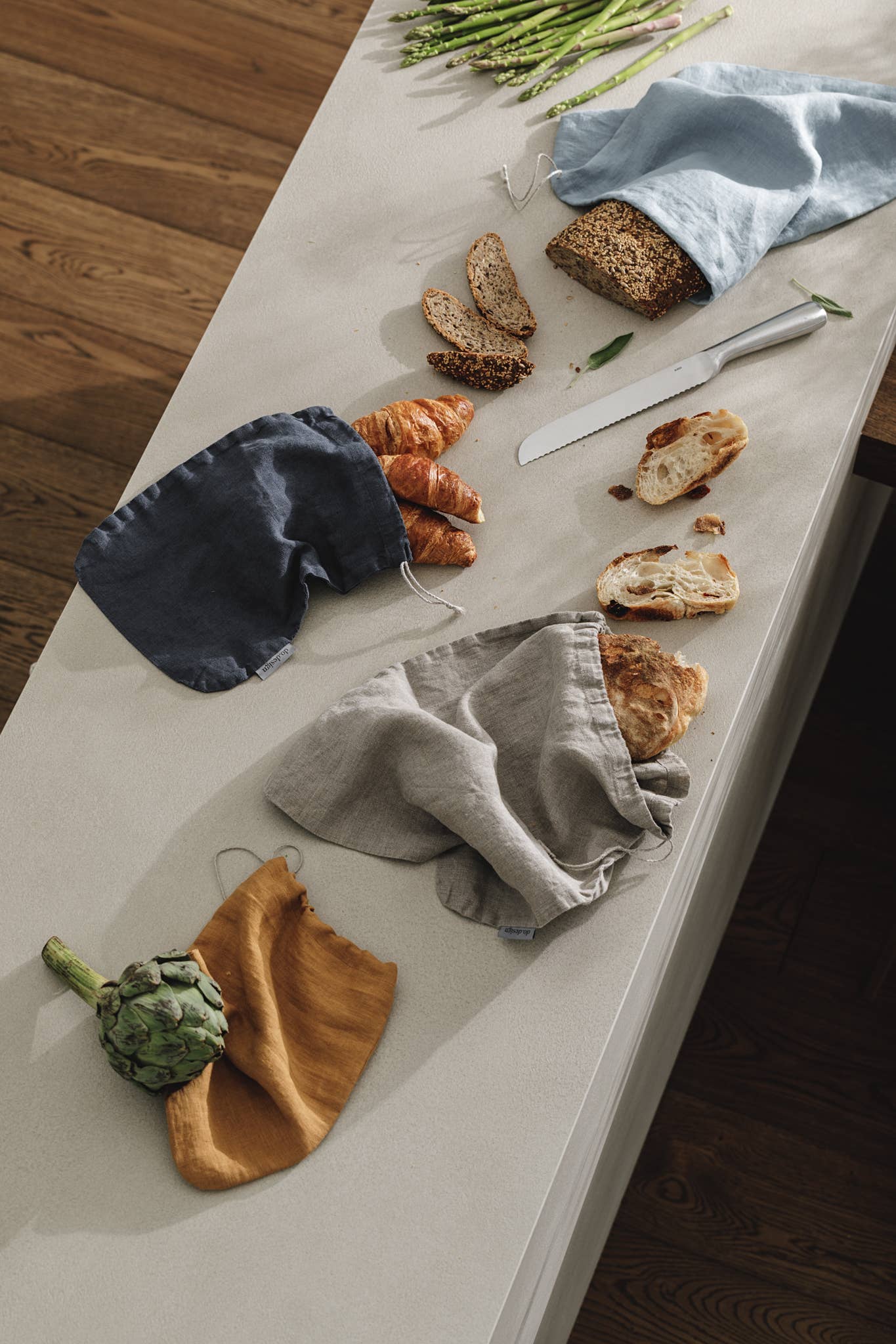 dodesign - Wholesale Food Storage Wrap/Bag - Bread keeping bag / Midnight / Large (30x40cm), 100% linen7