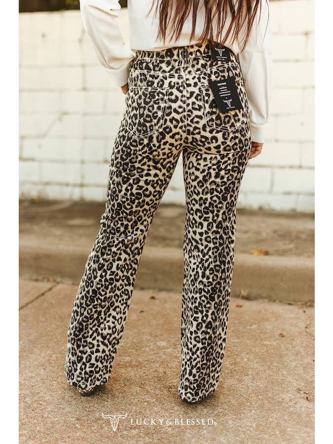 LUCKY & BLESSED - Wholesale Jeans - Women's - Plus Leopard Thigh Cut Out Straight Trouser Jeans Inseam 31"1