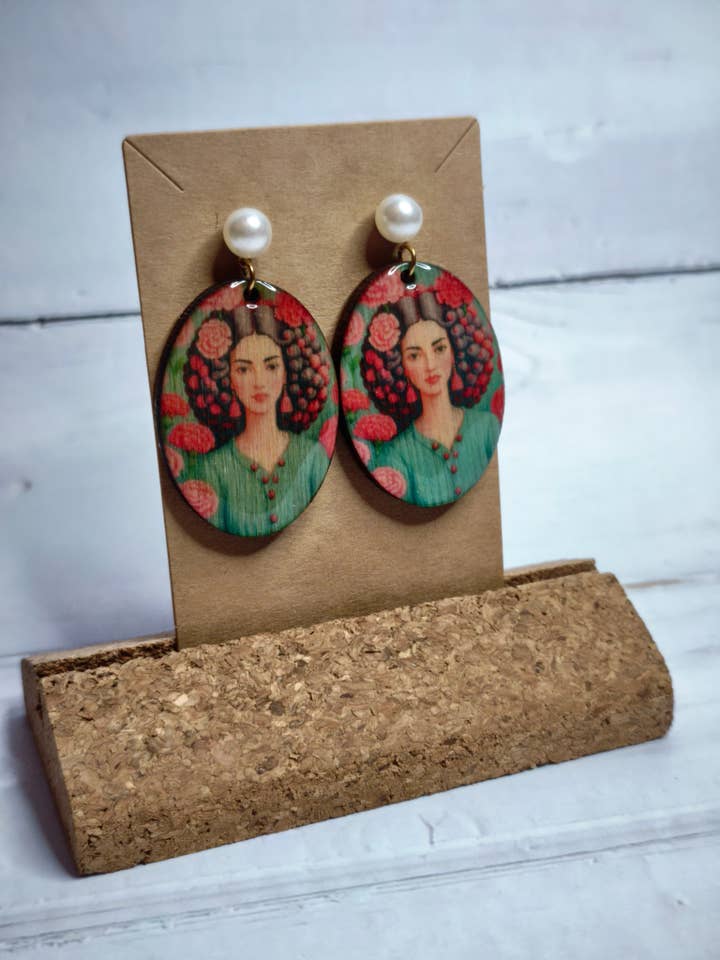 Linea Wood earrings for wholesale by fimminà sicily boutique