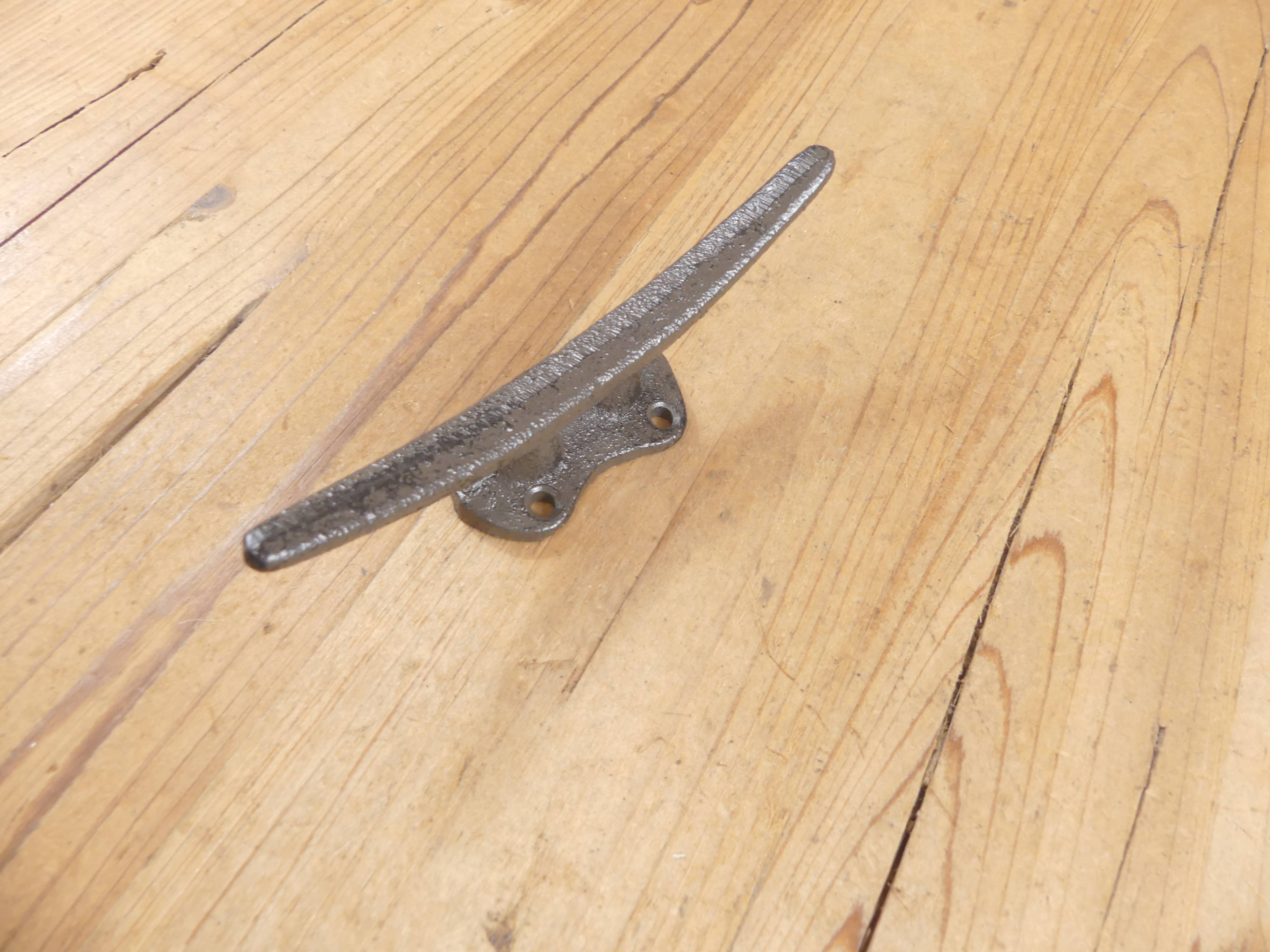 Midwest Craft House - Vente Poignée/bouton - Crochet à taquet rustique, poignée de tiroir/attache de bateau, 5 pouces de long5