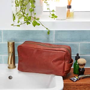 PU leather travel wash gargle bag to receive wholesale high level