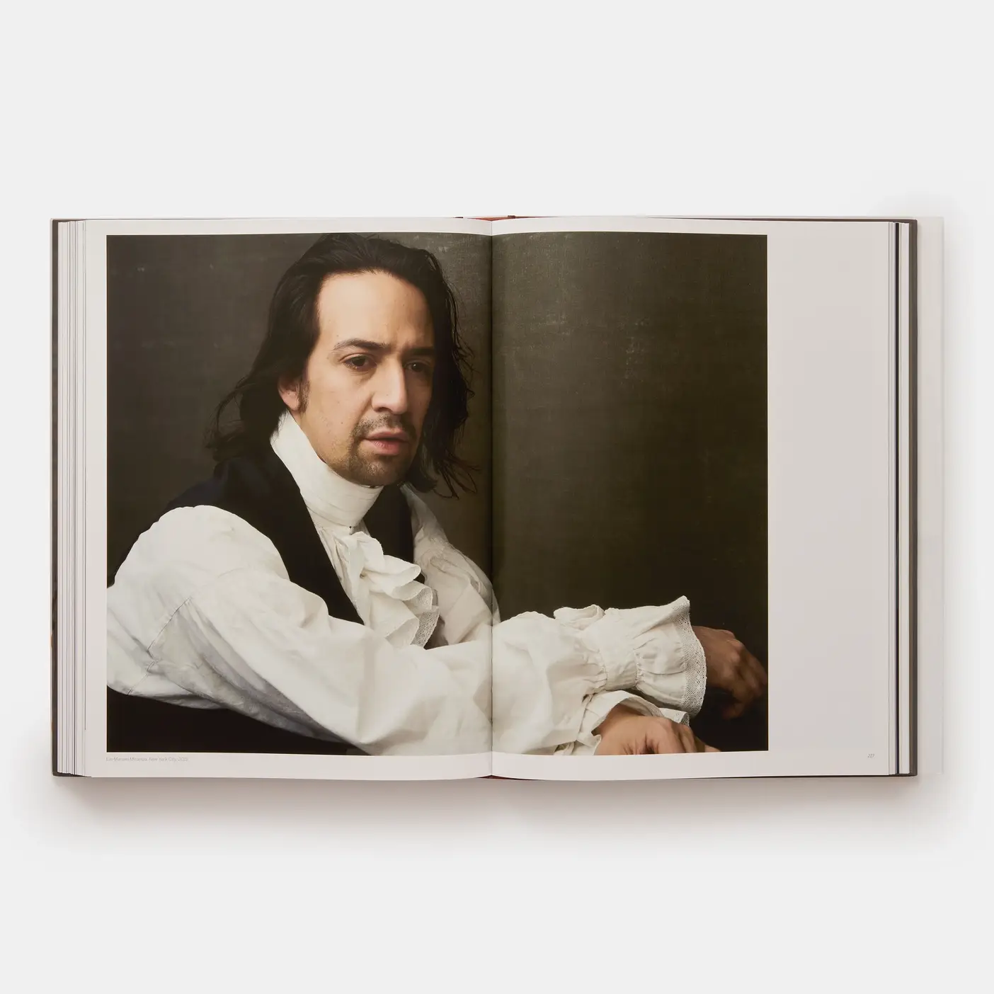 Phaidon - Wholesale Display Book - Annie Leibovitz: Portraits 2005-20165