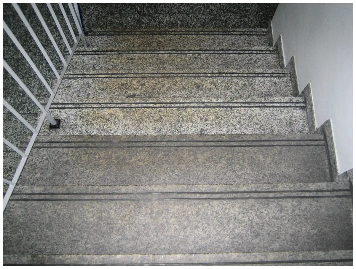 Beratungs & Vertriebsagentur Schmidt - Vendita all'ingrosso Spugnetta per pulire - Gomma gigante grigia per sporco7