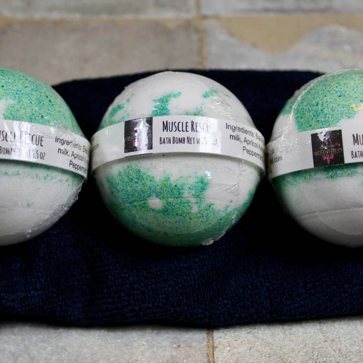Bath bomb - 5.5 oz - Muscle Rescue for wholesale by Wicked Bubbles LLC