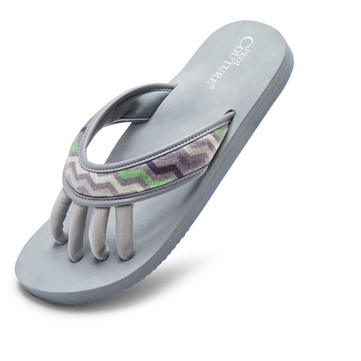 Pedi Couture – wholesale Sandals – Women's – Chevron Women's Yoga Toe Separator Sandals