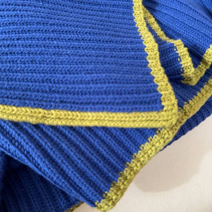 Golden Child - Wholesale Bedding blanket – Kids & Baby - Golden Child Ribbed Trim - Electric1