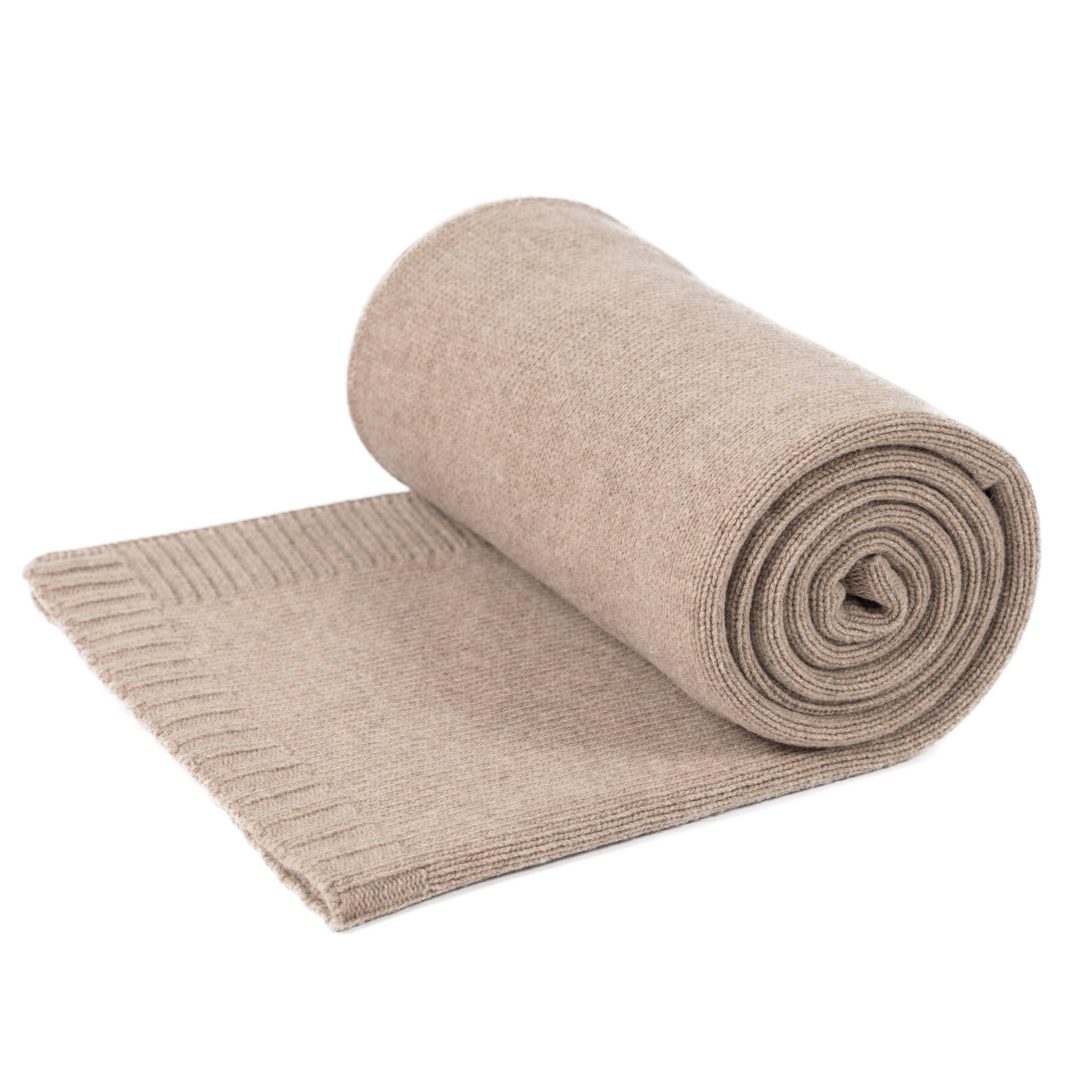 CottoHouse - Wholesale Throw Blanket - LEA Merino Wool Knitted Blanket8