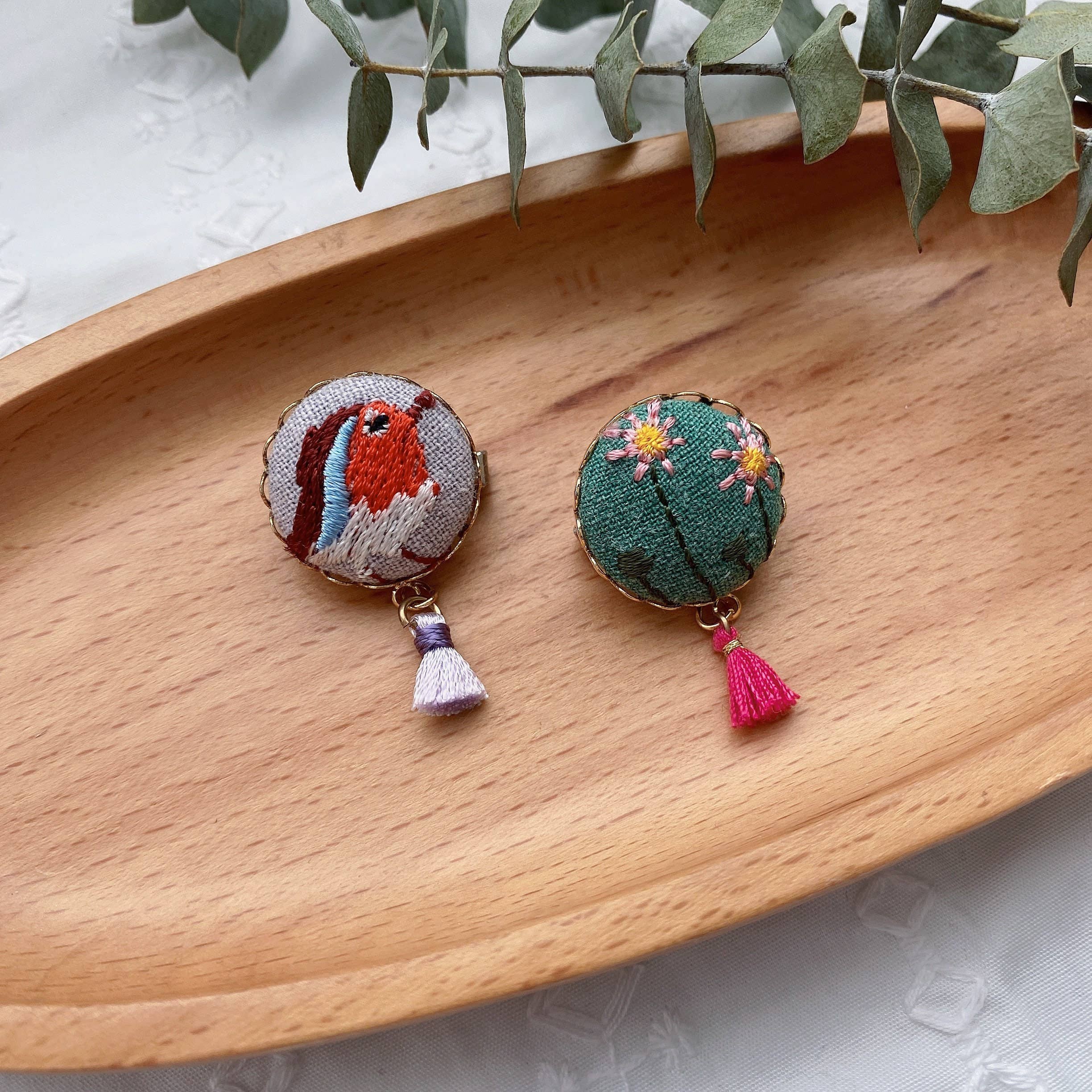 Giggle with Love – wholesale Brooch – Embroidery Brooch Pin| Handmade Flower Embroidered Pin|floral Jacket Brooch Pin| Small Floral Scarf Pin| Tote Pins |birds Brooch Pins5