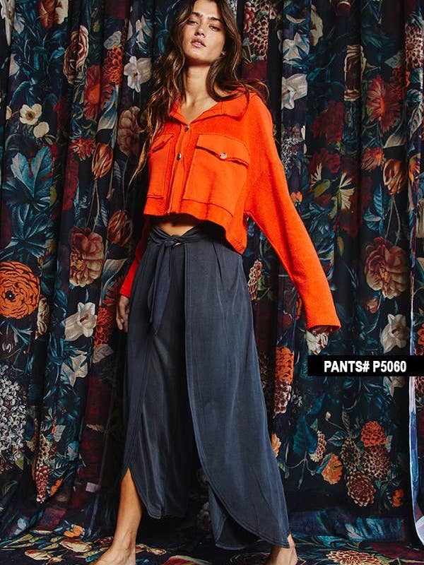 BUCKETLIST OUTLET - Wholesale Shirt Jacket/Shacket - Women's - T1602 OUTLET SALE Cropped Shirt Jacket Shacket