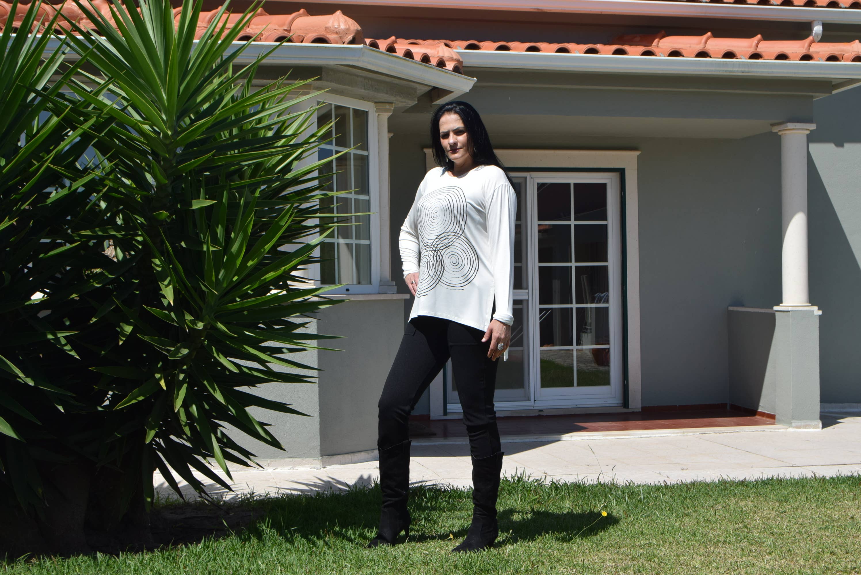 Torster & Ribeiro, Lda - CurvyShion – wholesale Tunika - Dam – Handmålad plusstor långärmad tunika EDVINA – storlekar L till 6XL3