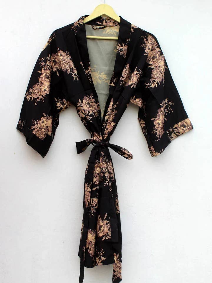 GYPSY STUDIO - Wholesale Kimono - Women's - Folk Boho Hippy Goddess Indian Crepe Sari Kimono Streetstyle