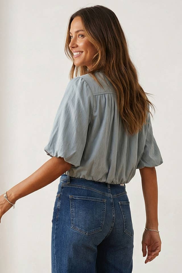 Naked Zebra - Wholesale Blouse - Women's - Short Sleeve Cropped Button Up Blouse4