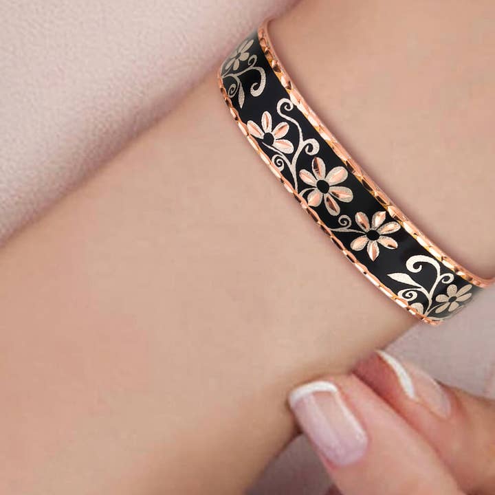 COPPER ARTS INC. - Wholesale Cuff Bracelet - BNS 09 Black flower Narrow Design Bracelet