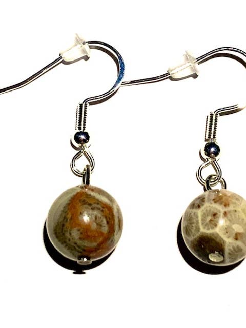 Petoskey Stone (rund) Michigan Ohrringe für den Großhandel von Fresh Coast Rock Co. LLC