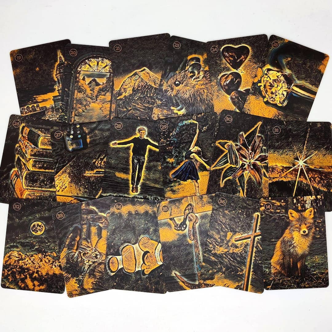 LA MUCI DESIGN - Wholesale Tarot Cards - Dreaming Lenormand Deck – 36-Card Gold Foil Divination Set1
