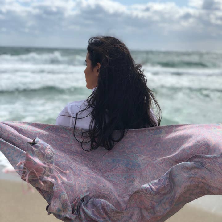 Rayz Intl - Wholesale Scarf - Women's - Light Pink Jamawar Pashmina0