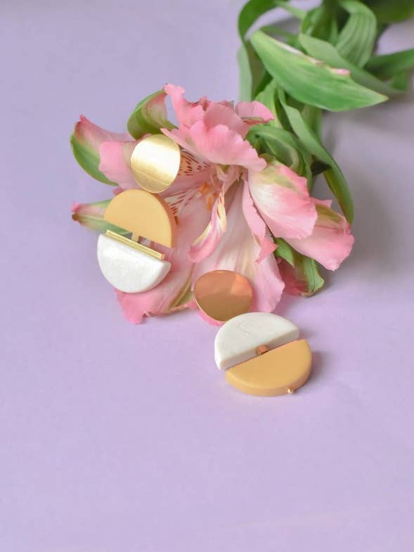 Kontrast I Sennep Og Perle for engroshandel hos Statemode