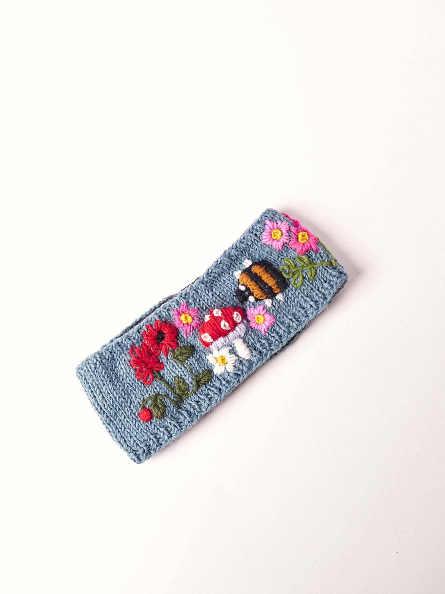 Windhorse Trading Inc - Vendita all'ingrosso Berretto - Donna - Famiglia di Lana di Funghi CP736