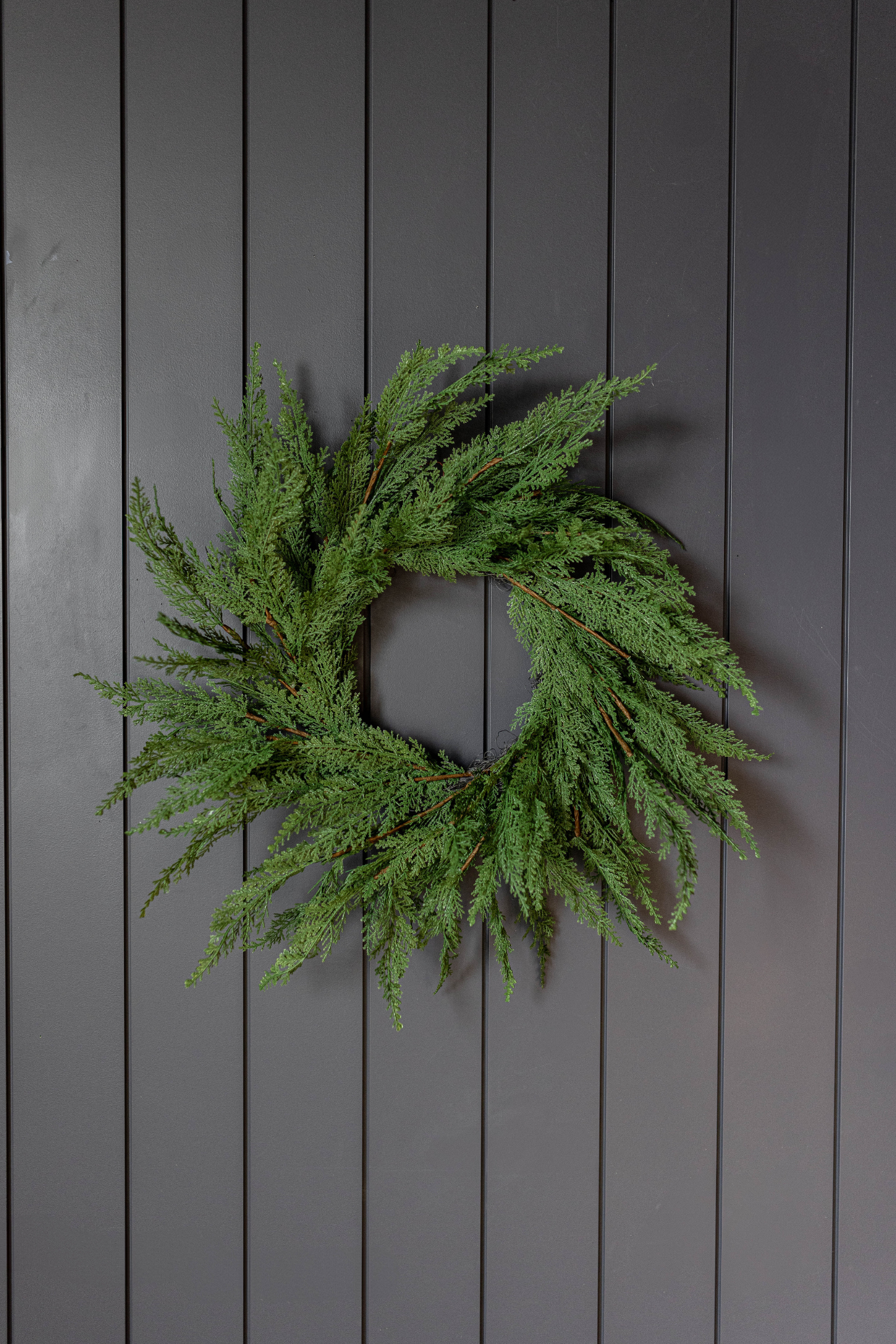 Luxe B Co - Wholesale Wreath - Cypress Leaf Full Real Touch Wreath - 24"1