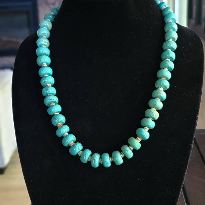 Horse Spirit Studio - Wholesale Beaded/Pearl Necklace - Native Navajo made Turquoise, Spiny Oyster shell Necklace