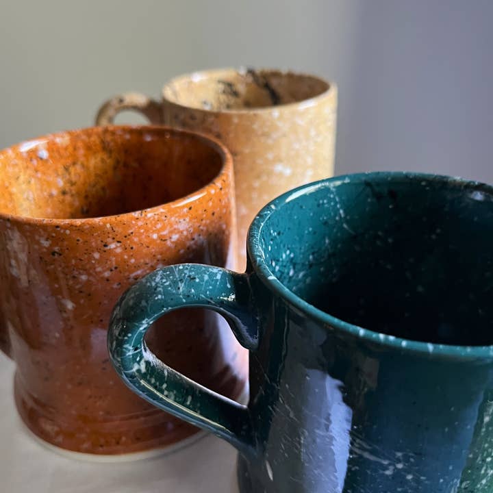 Mug à Petit-Déjeuner Éclaboussures Terreuses pour la vente par Olu.T Designs