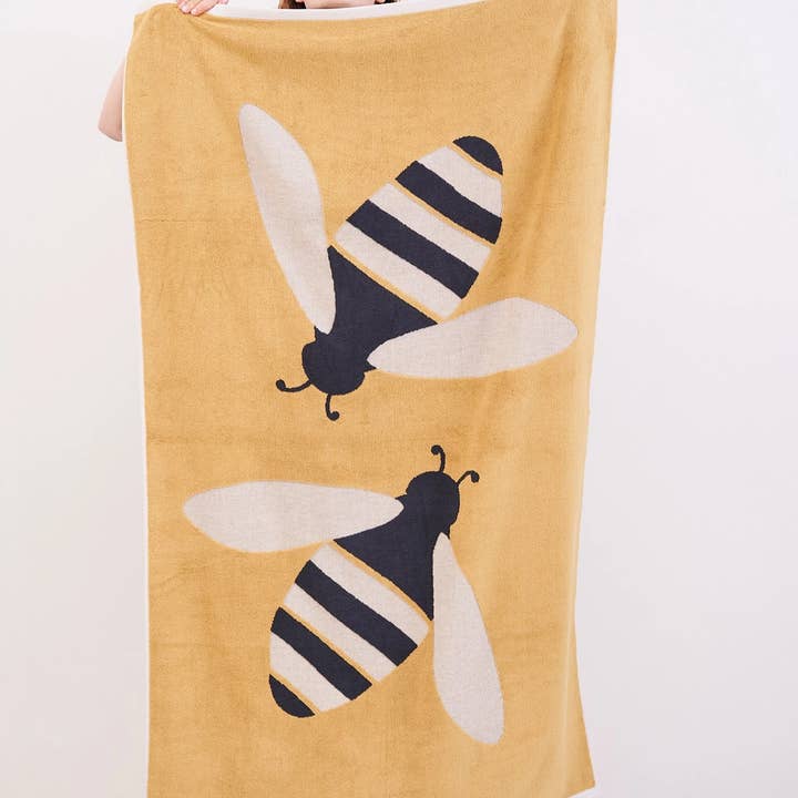 Anorak - Wholesale Bath Towel - Anorak Buzzy Bee Organic Cotton Bath Towel