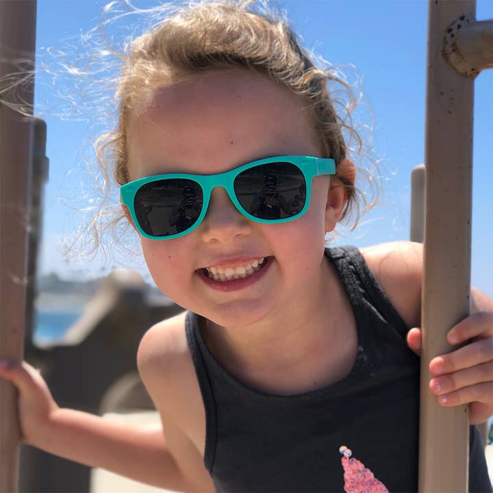 Roshambo Eyewear – Großhandel Sonnenbrille – Kinder – Mintfarbene „Goonies“ Sonnenbrille mit Polarisiertem Glas5