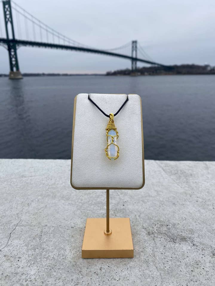 Crystal Necklaces for wholesale by Slangin Rockz