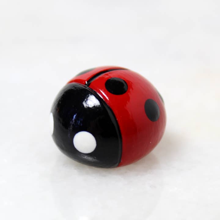 Ladybug Figurine for wholesale by Mariposa Miniatures