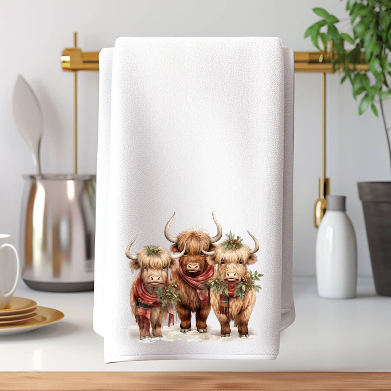 Fernville Creations - Wholesale Hand Towel - Highland Cow Holiday Hand Towel for Bath and Kitchen5