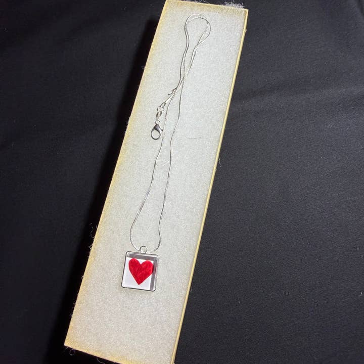 Patchwork Quilt Heart Small Pendant Red for wholesale by Quilt Design Jewelry